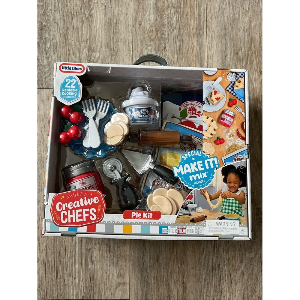 Kids Little Tikes Creative Chefs Pie Kit with Make-It Mix Play Sand, 22pcs